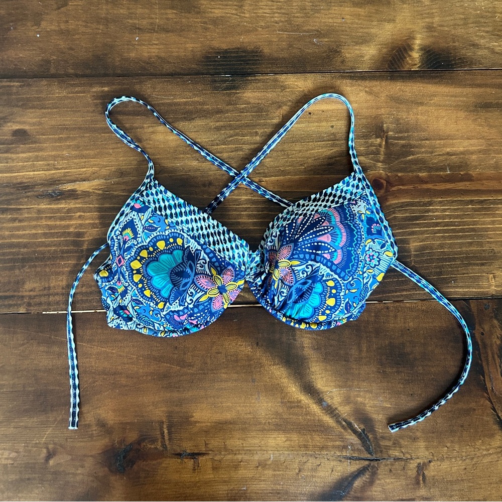 Body Glove Bohemian Paisley Blue Floral Colorful Bikini Top DD Cup